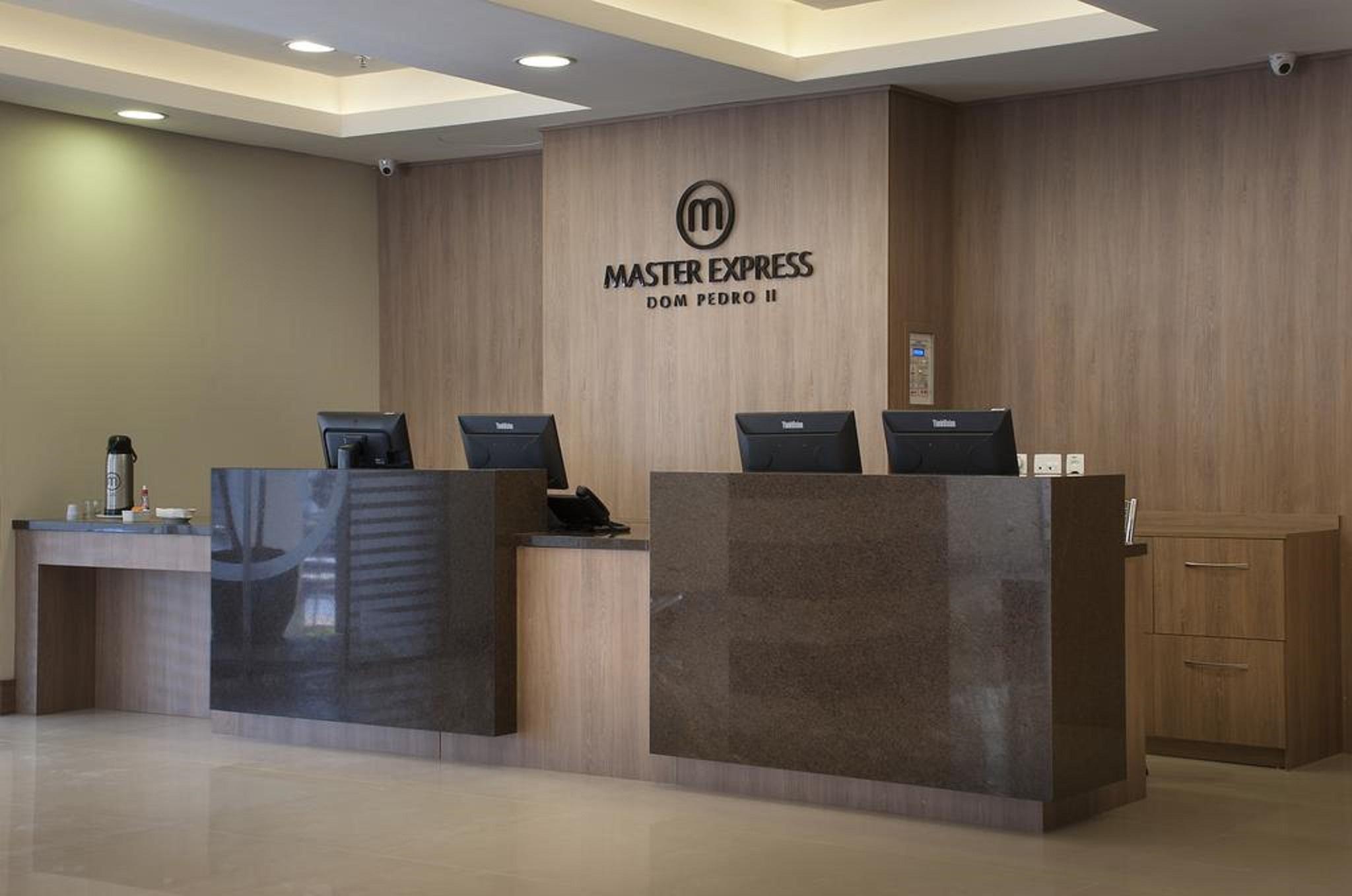 Master Express Dom Pedro II - Proximo Ao Consulado Americano E Aeroporto ปอร์โตอัลเลเกร ภายนอก รูปภาพ